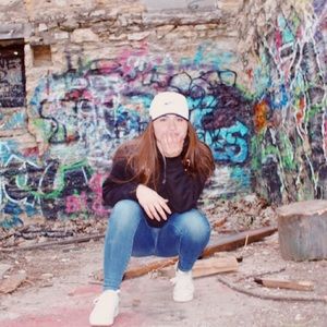 Meet your Posher, Reece